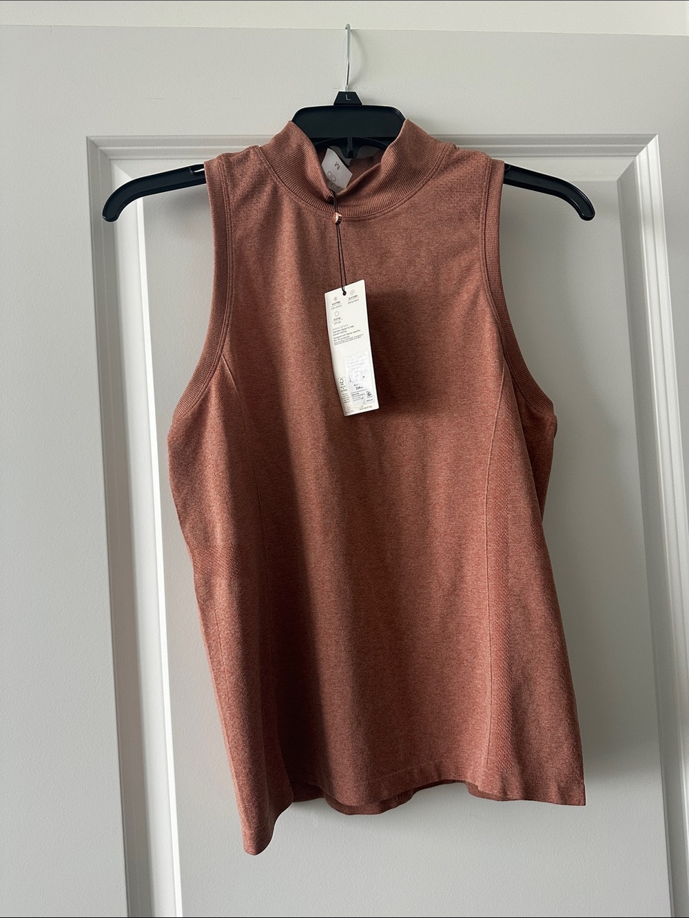 NWT CALIA Mock Neck Seamless Tank Top Rust Orange Athletic Size M